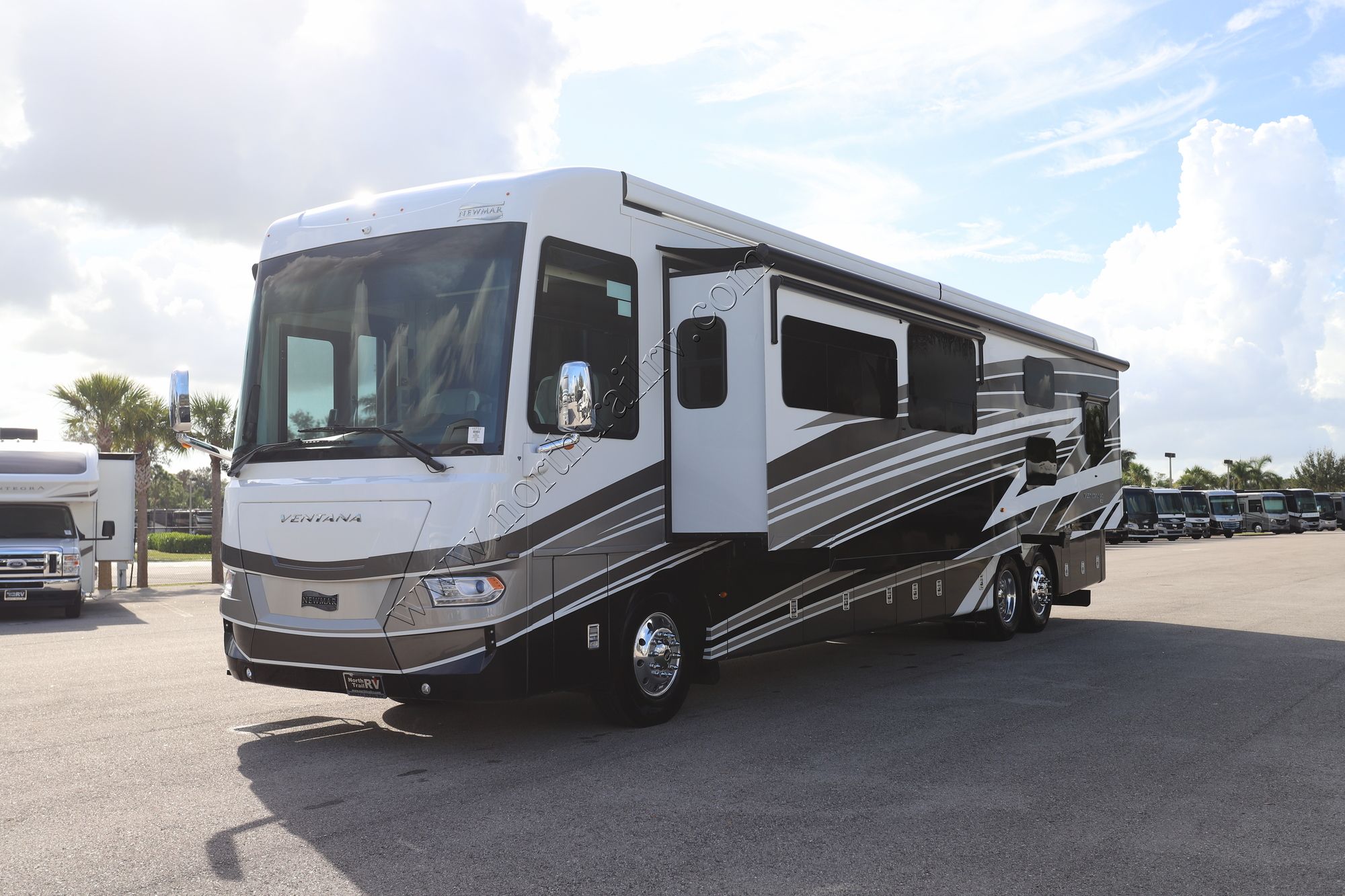 New 2024 Newmar Ventana 4326 Class A  For Sale