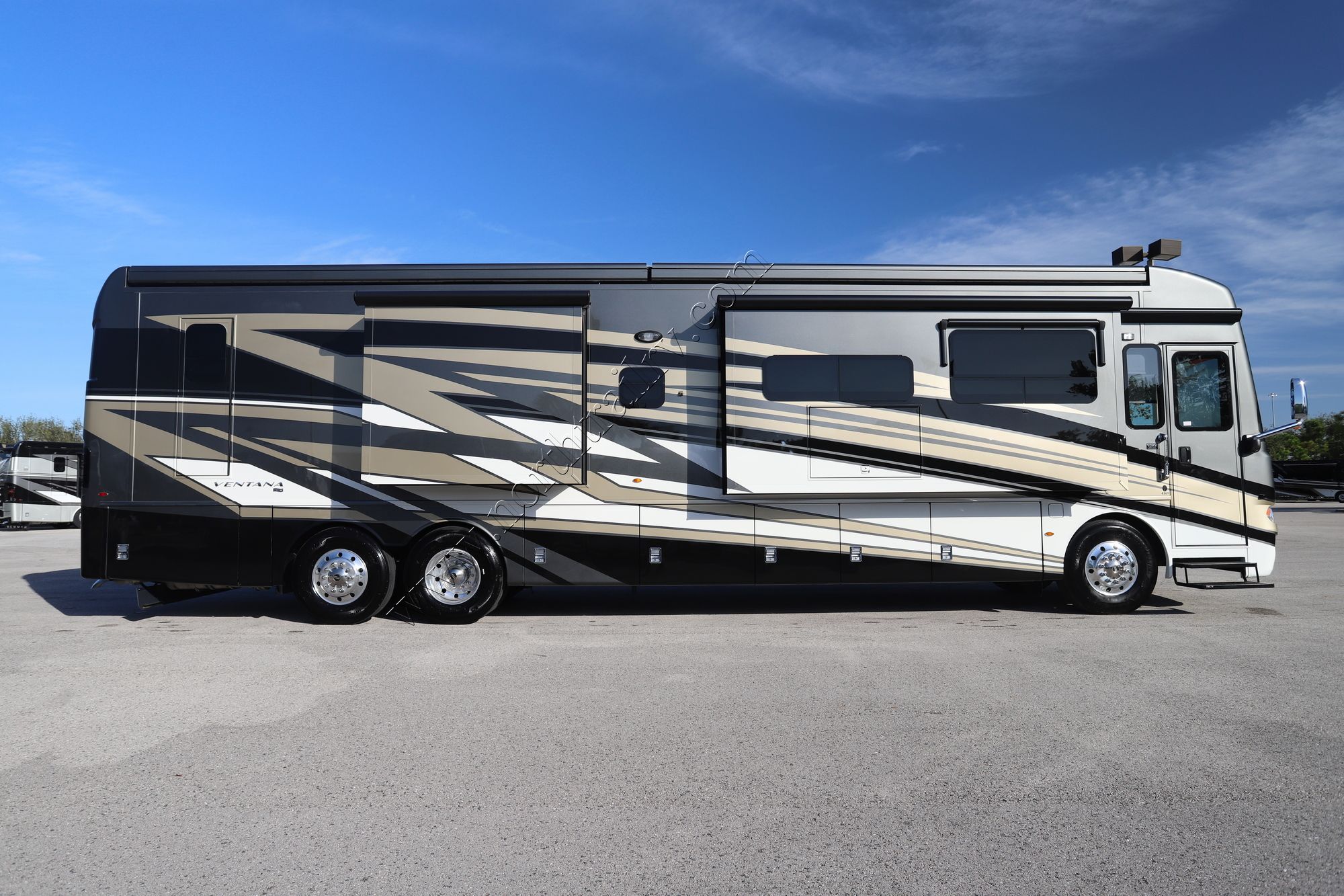 New 2024 Newmar Ventana 4369 Class A  For Sale