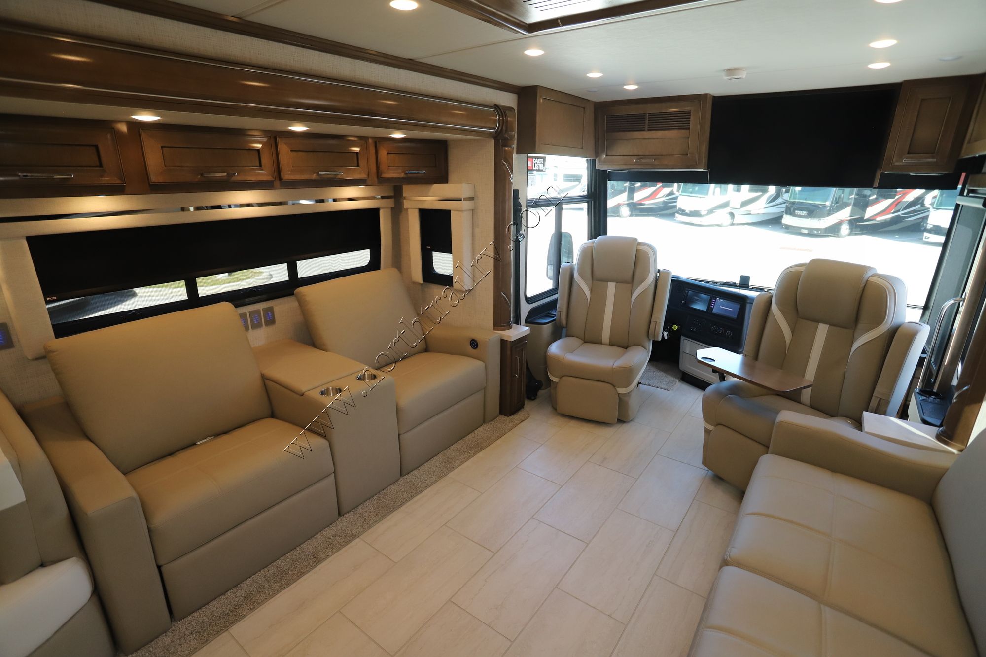 New 2024 Newmar Ventana 4369 Class A  For Sale