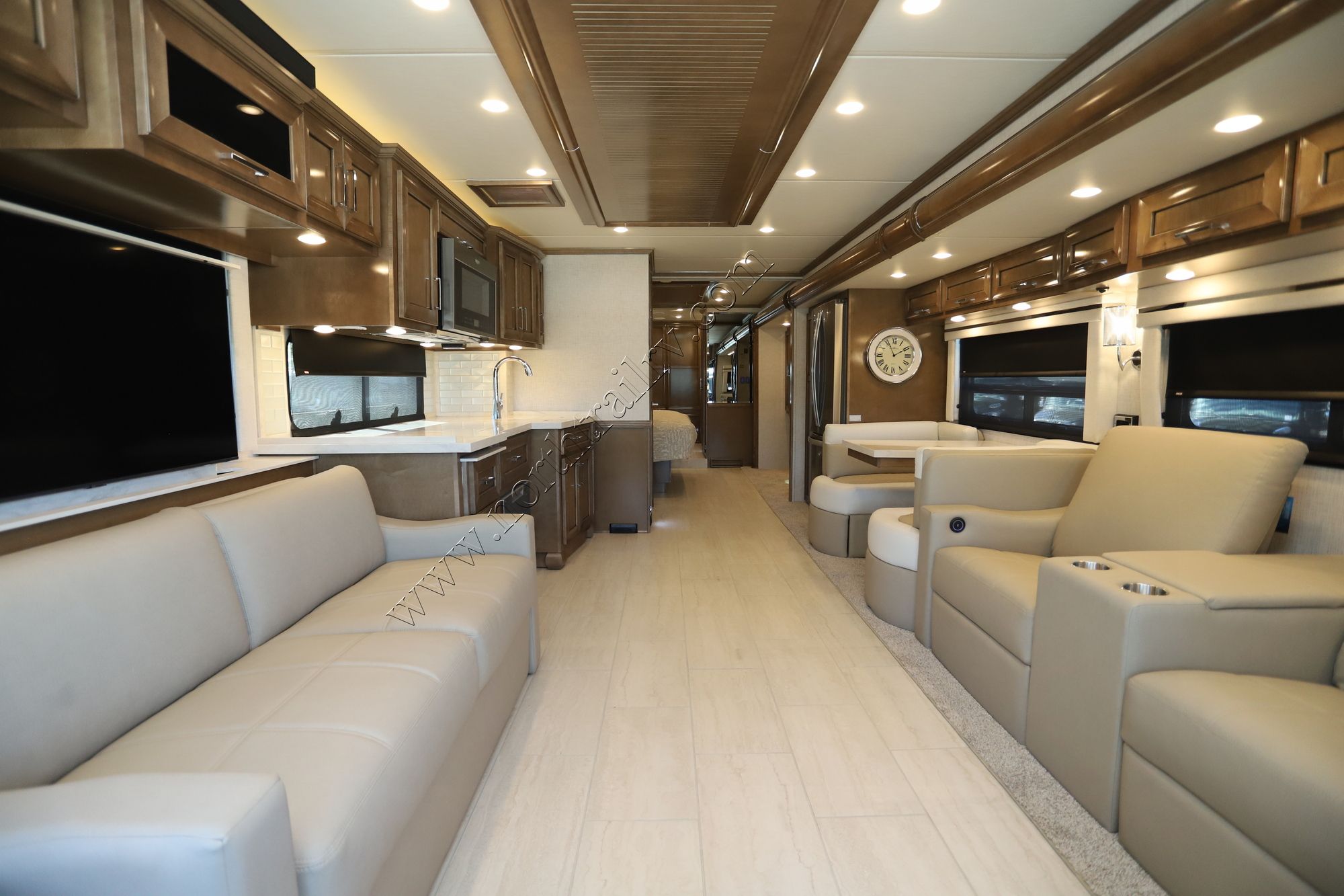 New 2024 Newmar Ventana 4369 Class A  For Sale