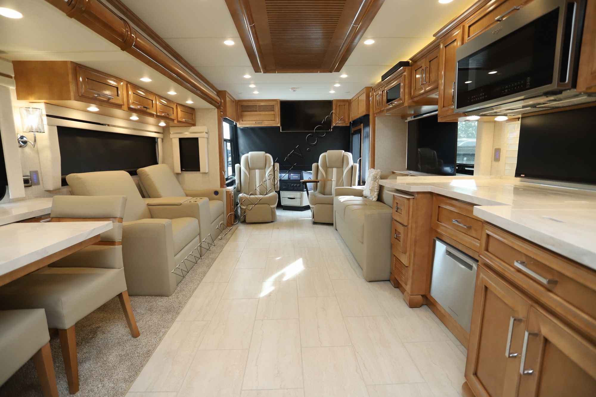 New 2024 Newmar Ventana 4037 Class A  For Sale