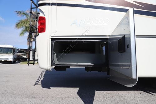 2015 Tiffin Motor Homes Allegro 32SA