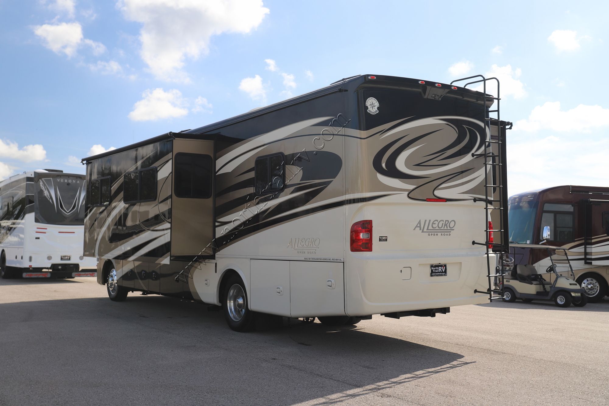 Used 2015 Tiffin Motor Homes Allegro 32SA Class A  For Sale