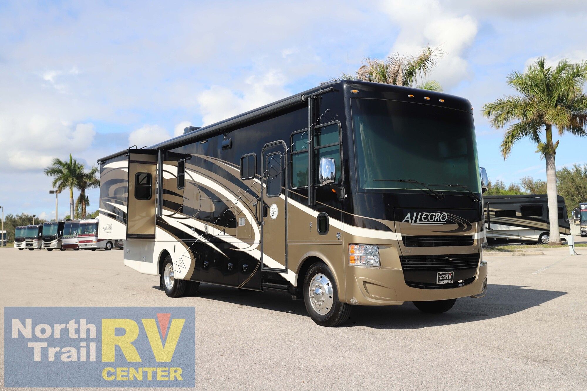 Used 2015 Tiffin Motor Homes Allegro 32SA Class A  For Sale