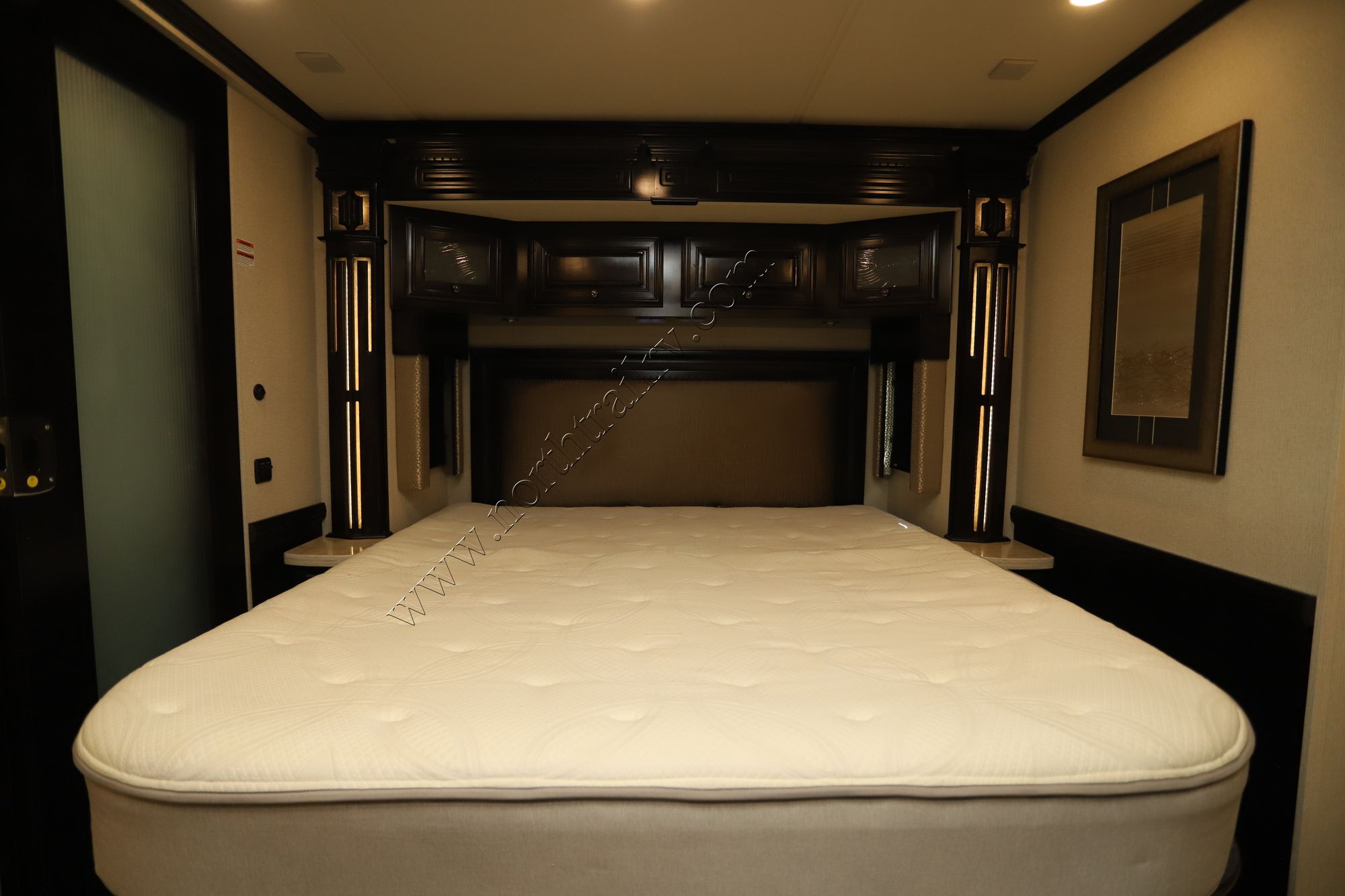 Used 2019 Newmar Dutch Star 4328 Class A  For Sale