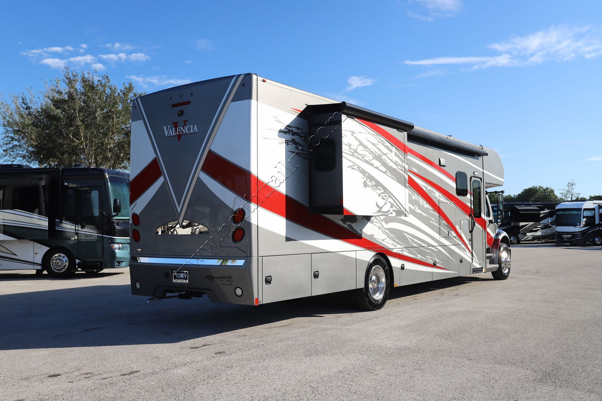 Used 2021 Renegade Rv Valencia 38RB Super C  For Sale