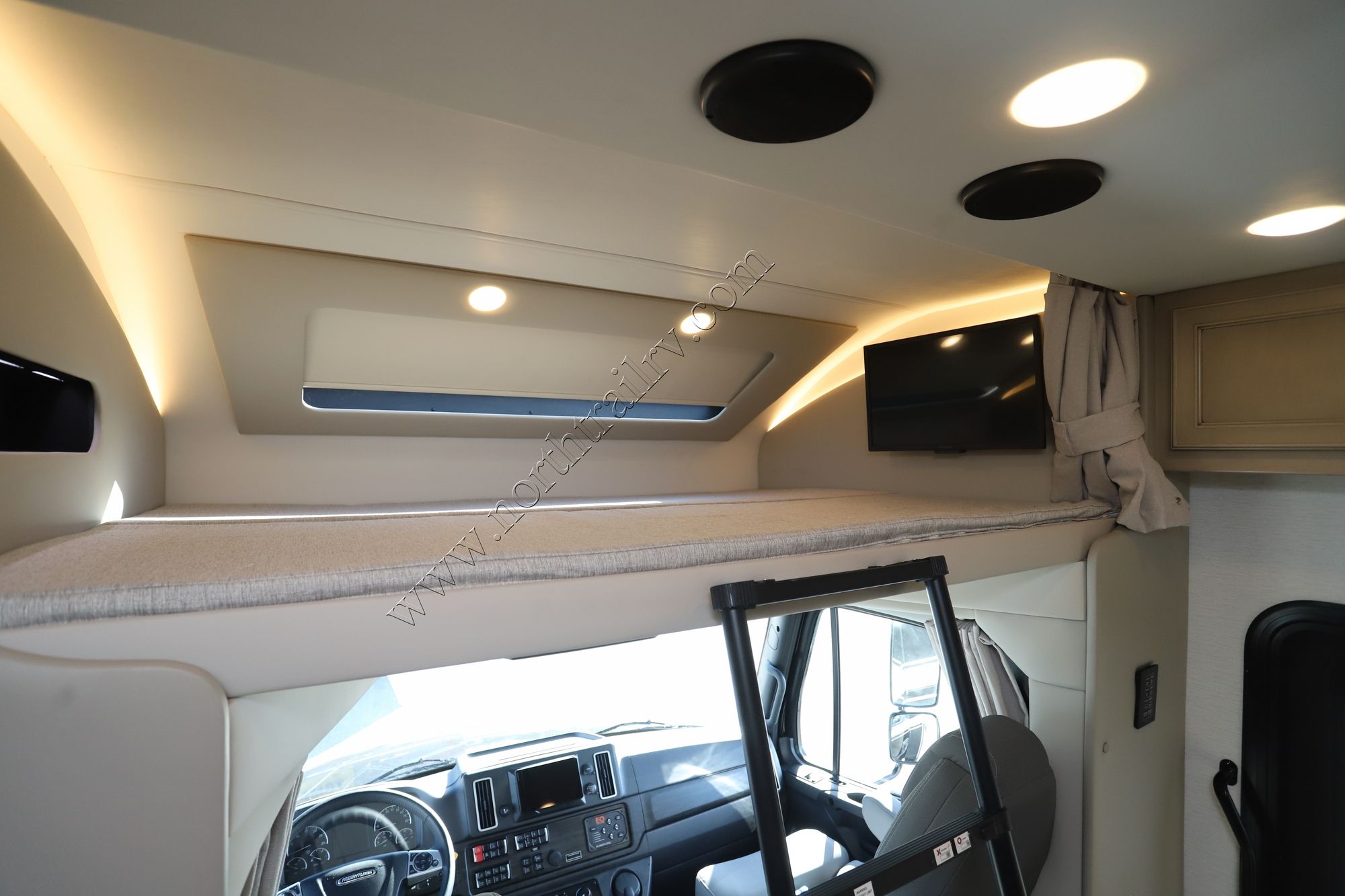 New 2025 Renegade Rv Verona 40VRB Super C  For Sale