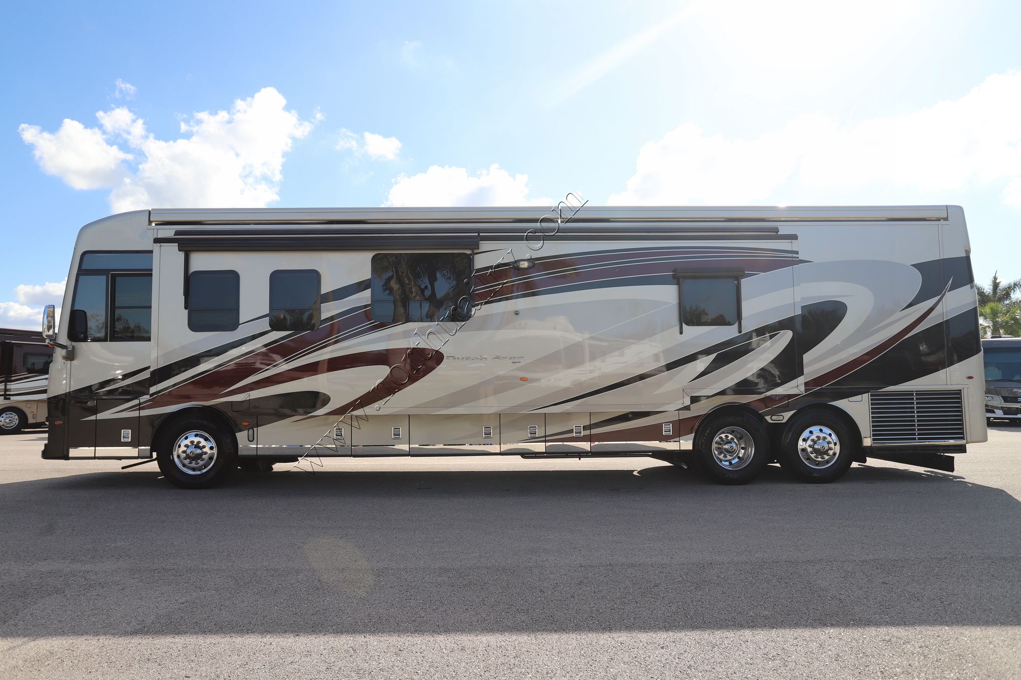 Used 2019 Newmar Dutch Star 4328 Class A  For Sale