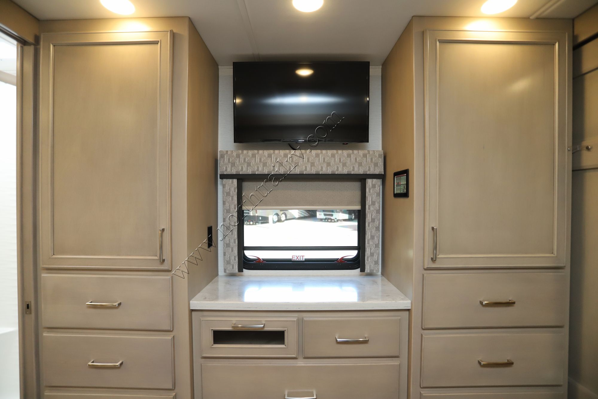 New 2025 Renegade Rv Verona 40VRB Super C  For Sale