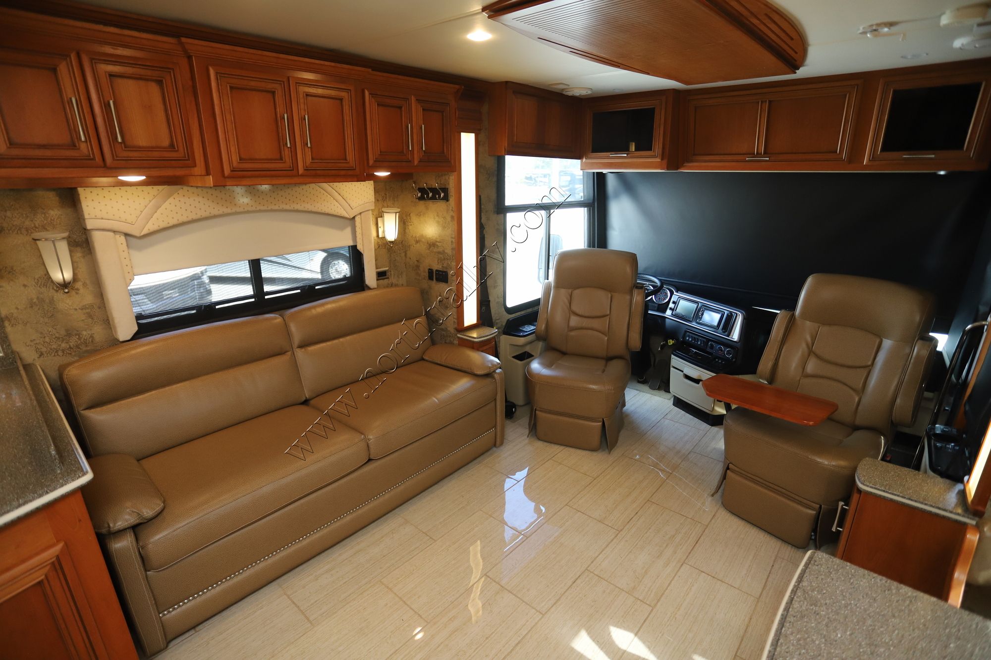 Used 2016 Newmar Ventana 3436 Class A  For Sale