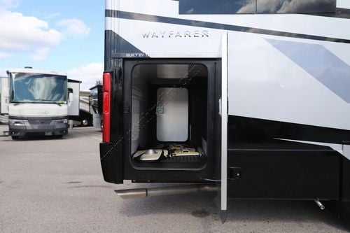 2025 Tiffin Motor Homes Wayfarer 25XLW