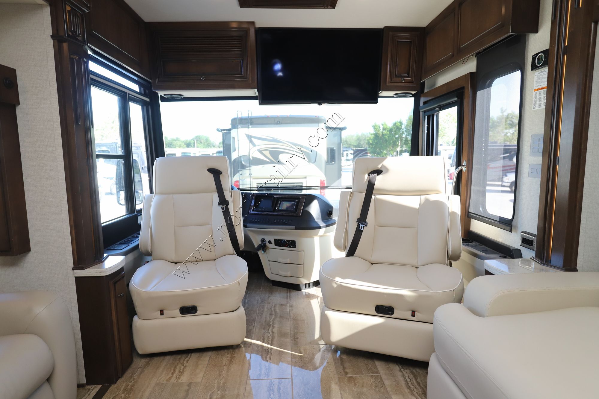 Used 2019 Newmar Dutch Star 4369 Class A  For Sale