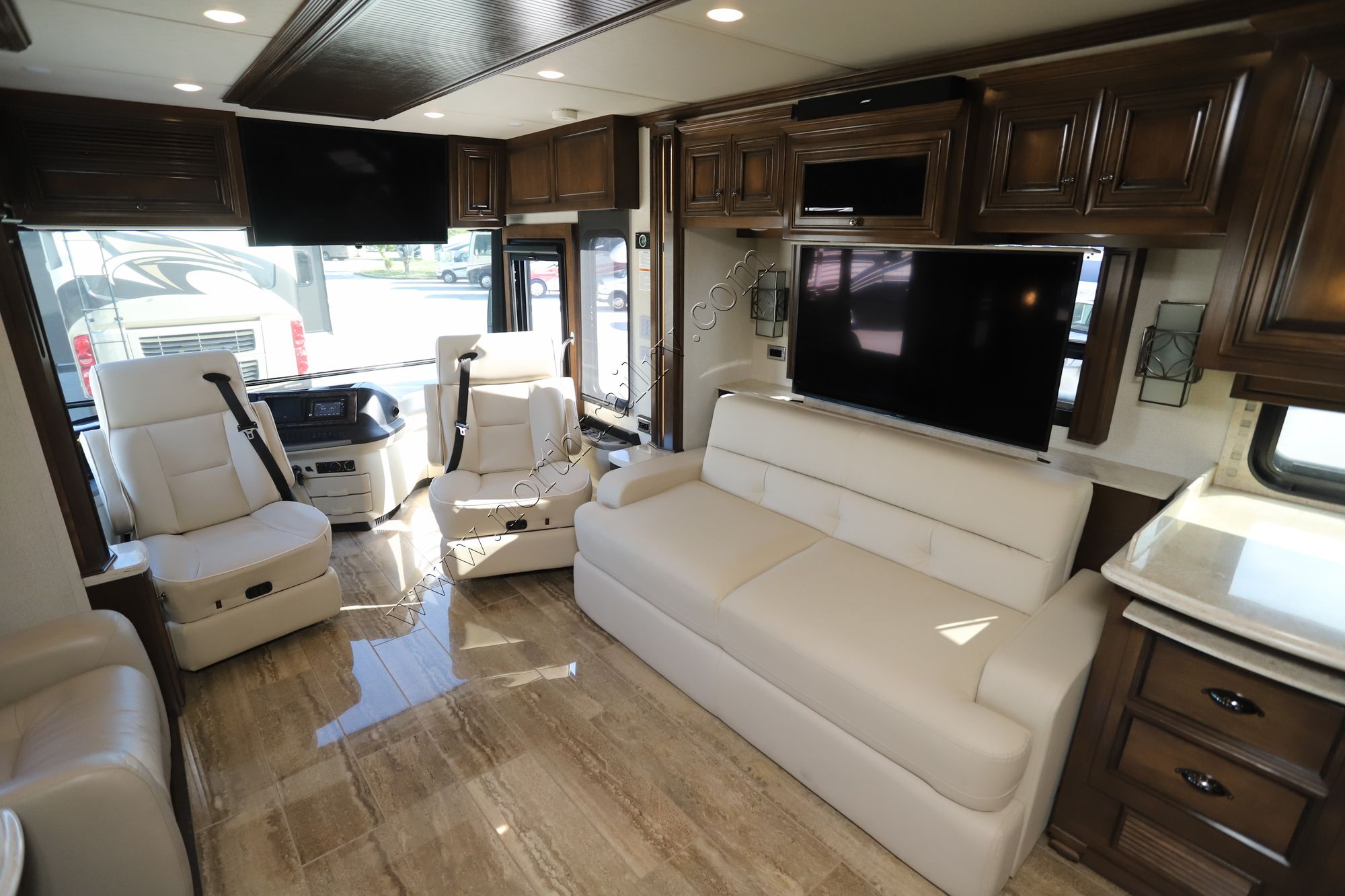 Used 2019 Newmar Dutch Star 4369 Class A  For Sale