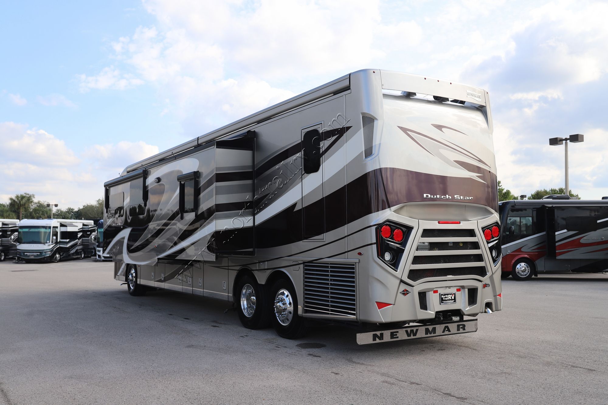 Used 2020 Newmar Dutch Star 4369 Class A  For Sale