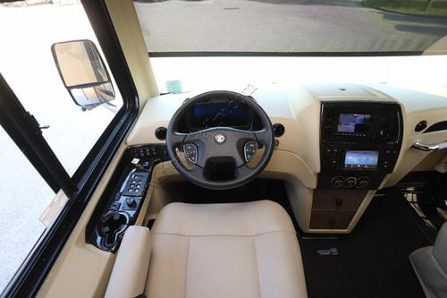 2025 Tiffin Motor Homes Breeze 33BR