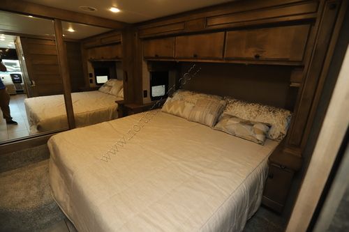 2025 Tiffin Motor Homes Breeze 33BR