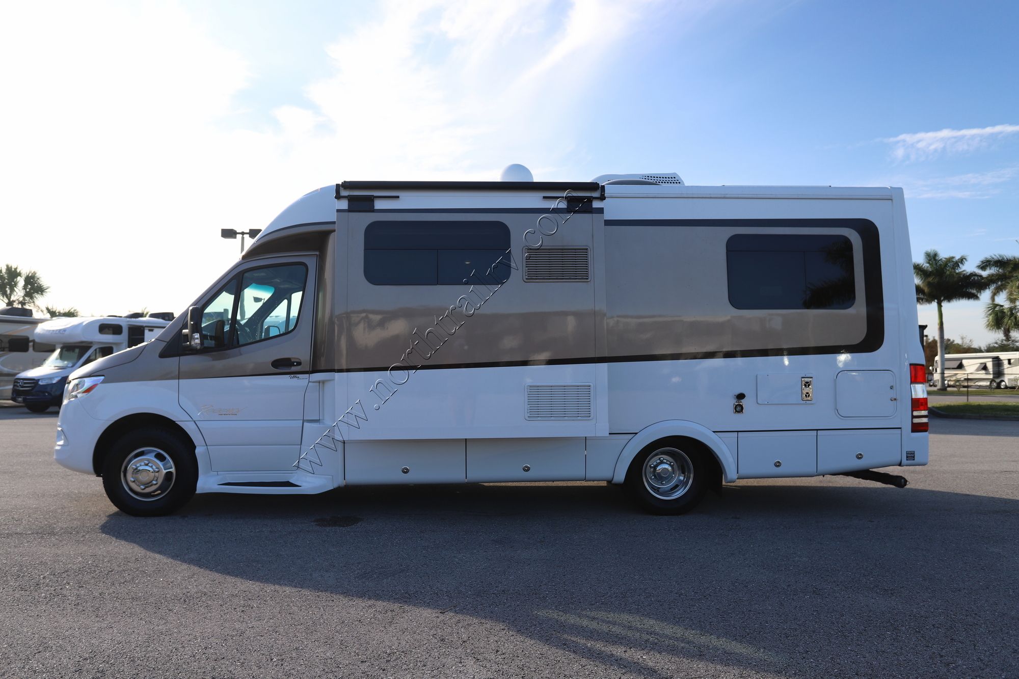 Used 2021 Regency Ultra Broham 25TBS Class C  For Sale