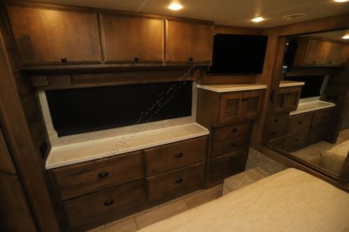 2025 Tiffin Motor Homes Breeze 33BR