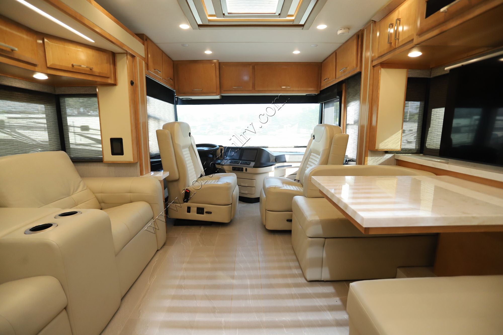 Used 2023 Newmar New Aire 3543 Class A  For Sale