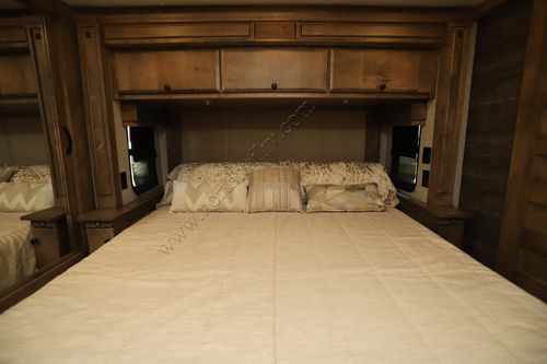 2025 Tiffin Motor Homes Breeze 33BR