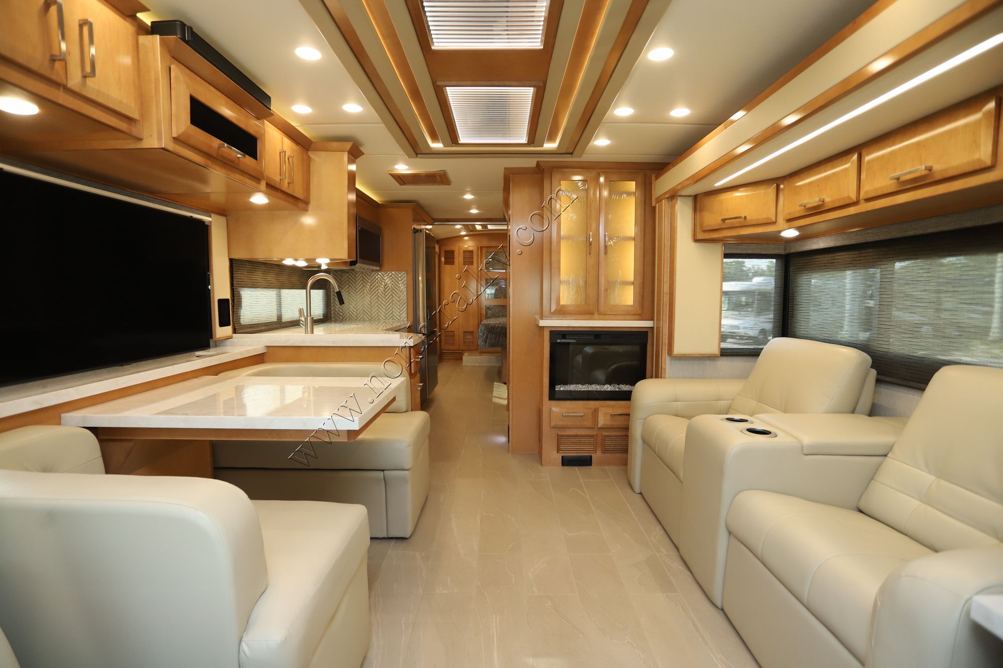 Used 2023 Newmar New Aire 3543 Class A  For Sale