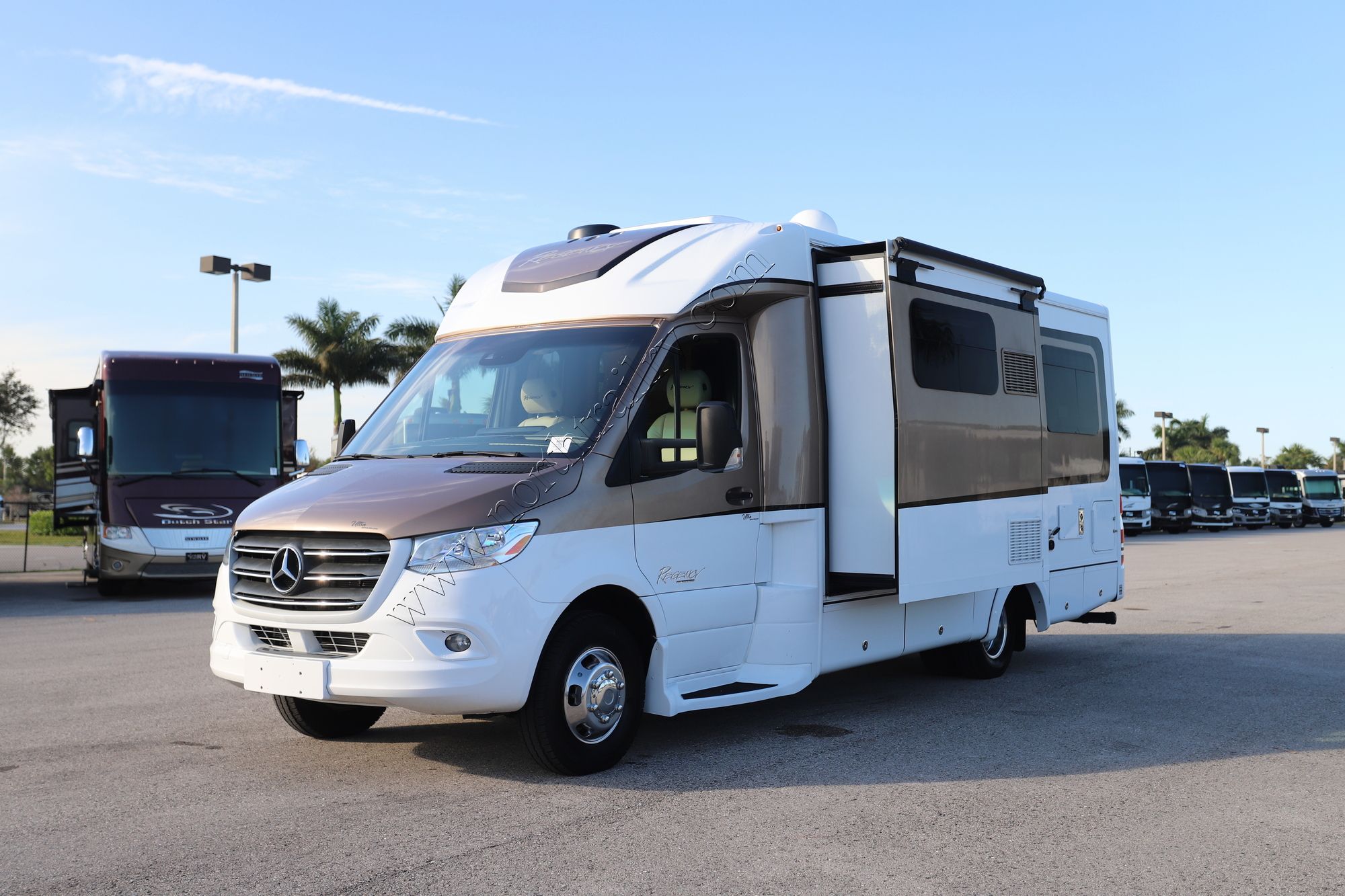 Used 2021 Regency Ultra Broham 25TBS Class C  For Sale