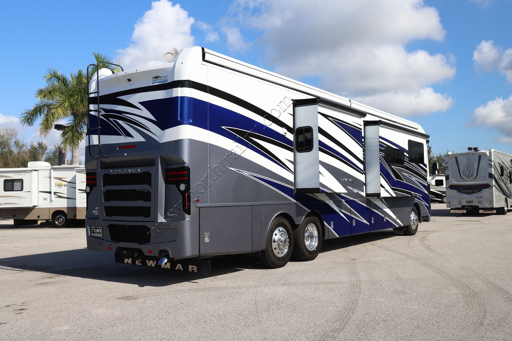 Used 2021 Newmar Ventana 4369 Class A  For Sale