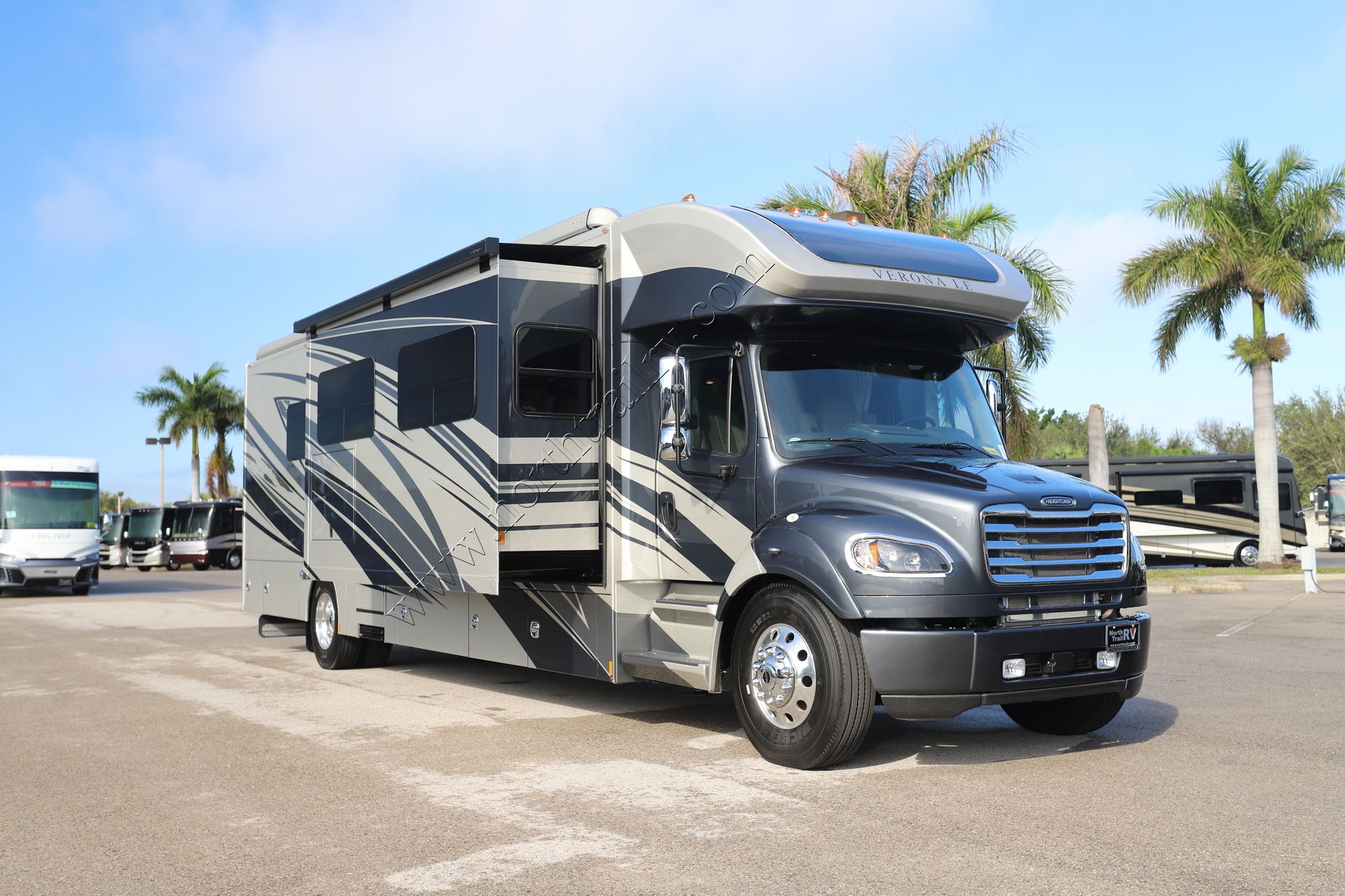 New 2025 Renegade Rv Verona Le 40LRB Super C  For Sale