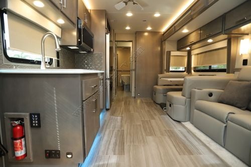 2025 Renegade Rv Classic Garage 2609