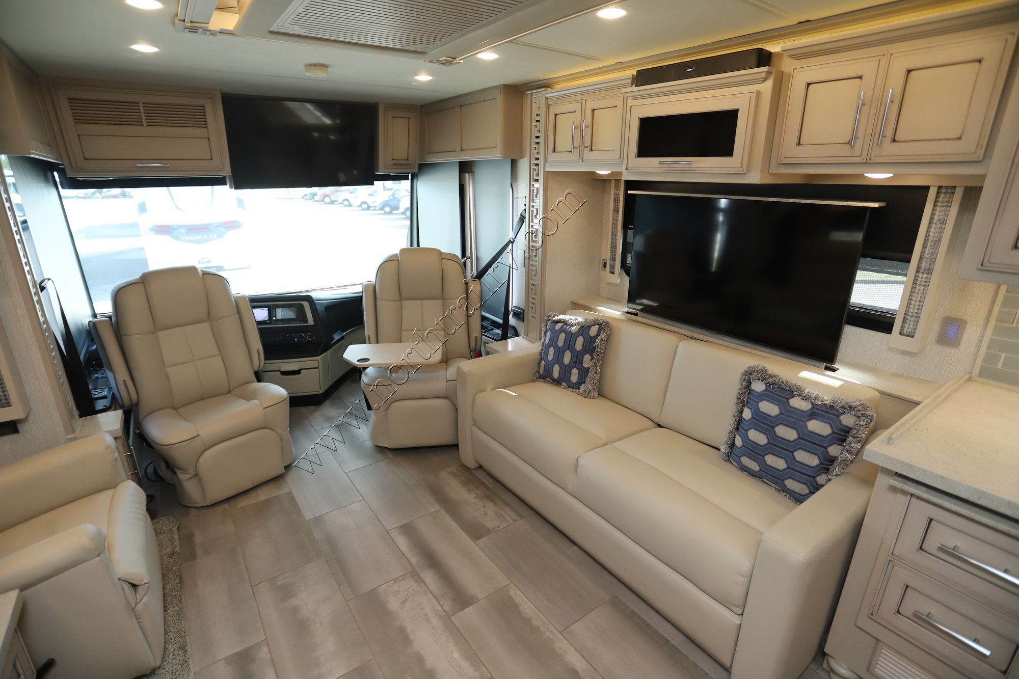 Used 2021 Newmar Ventana 4369 Class A  For Sale