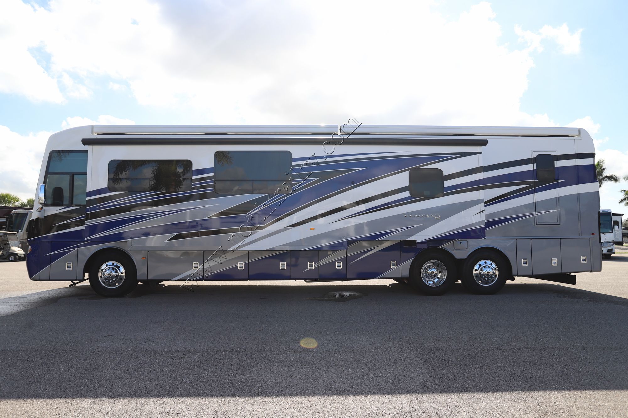 Used 2021 Newmar Ventana 4369 Class A  For Sale