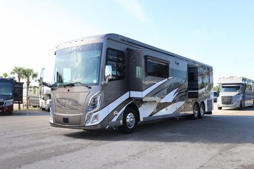 2021 Tiffin Motor Homes Zephyr 45PZ Class A