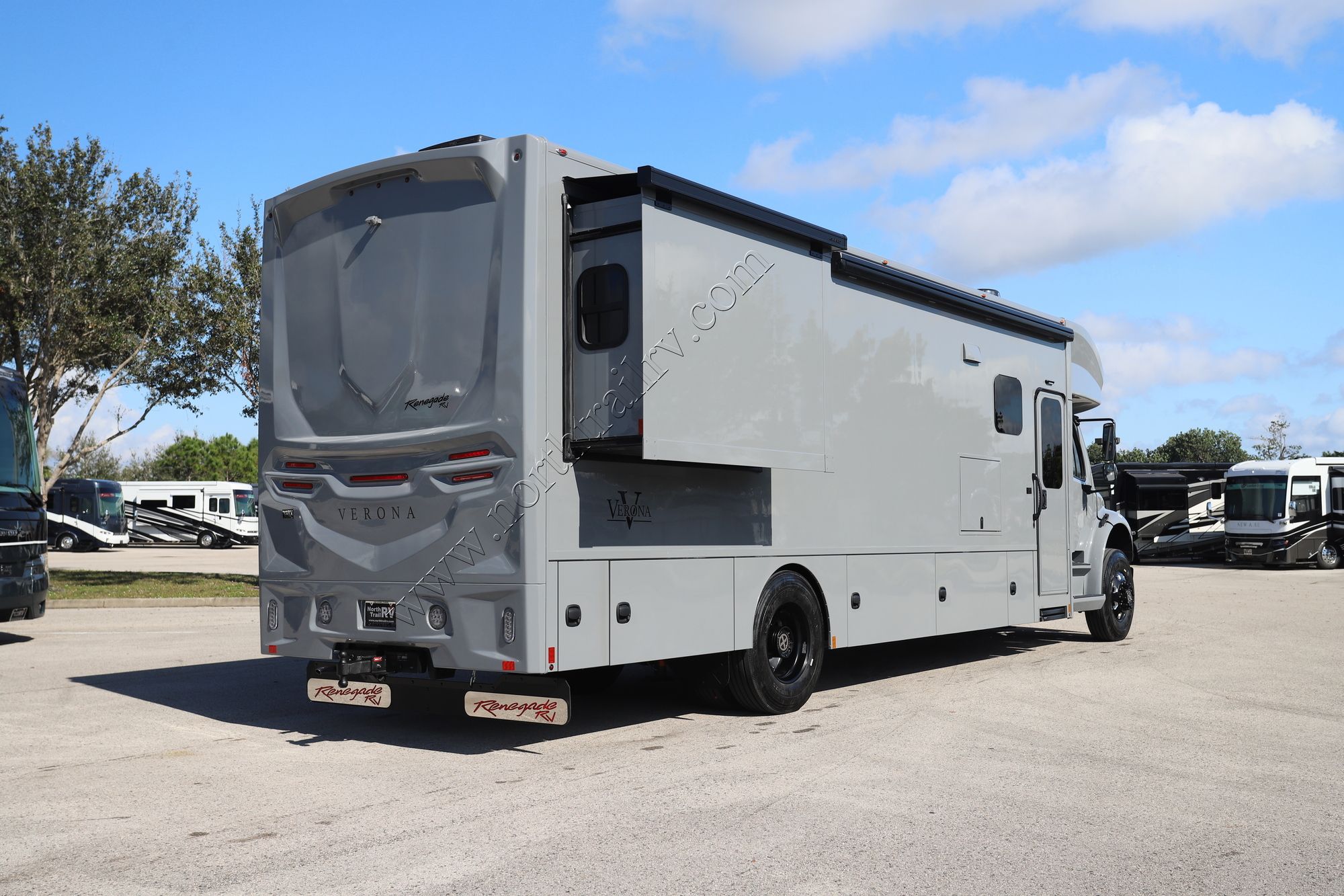 New 2025 Renegade Rv Verona 36VSB Super C  For Sale