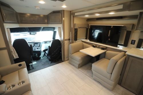 2025 Renegade Rv Explorer 38EMB