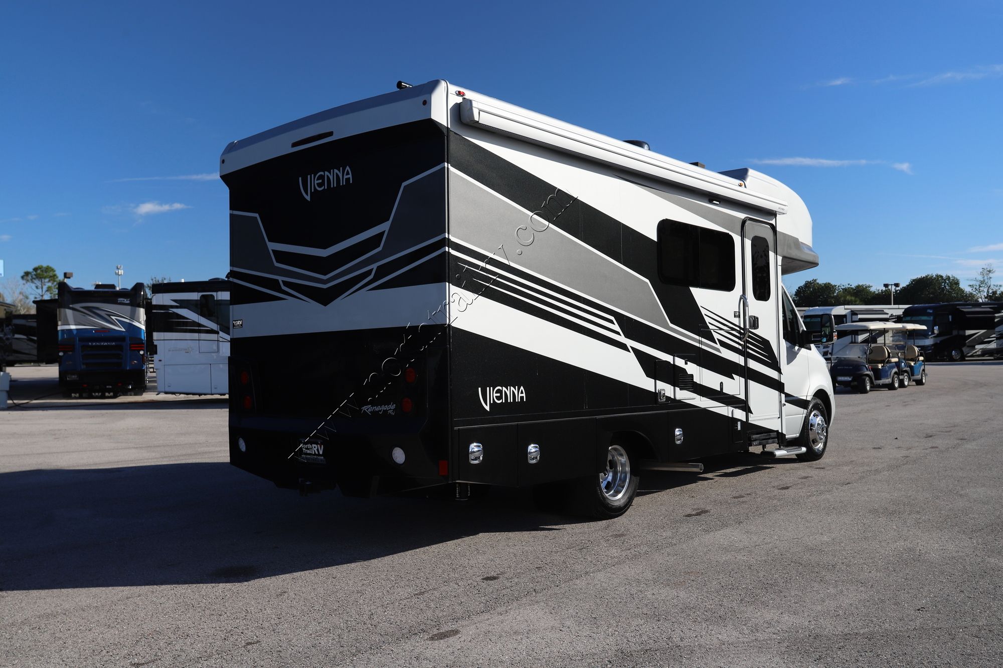 New 2025 Renegade Rv Vienna 25RMC Class C  For Sale