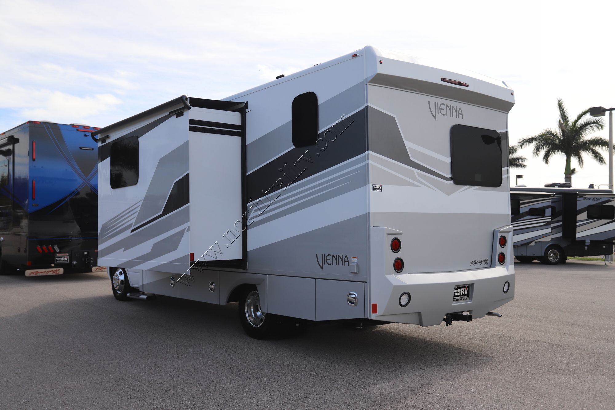 New 2025 Renegade Rv Vienna 25DLC Class C  For Sale