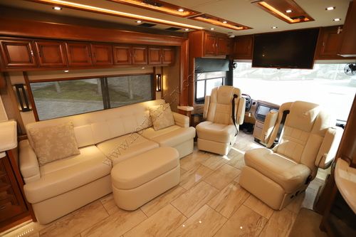 2019 Tiffin Motor Homes Allegro Bus 45OPP