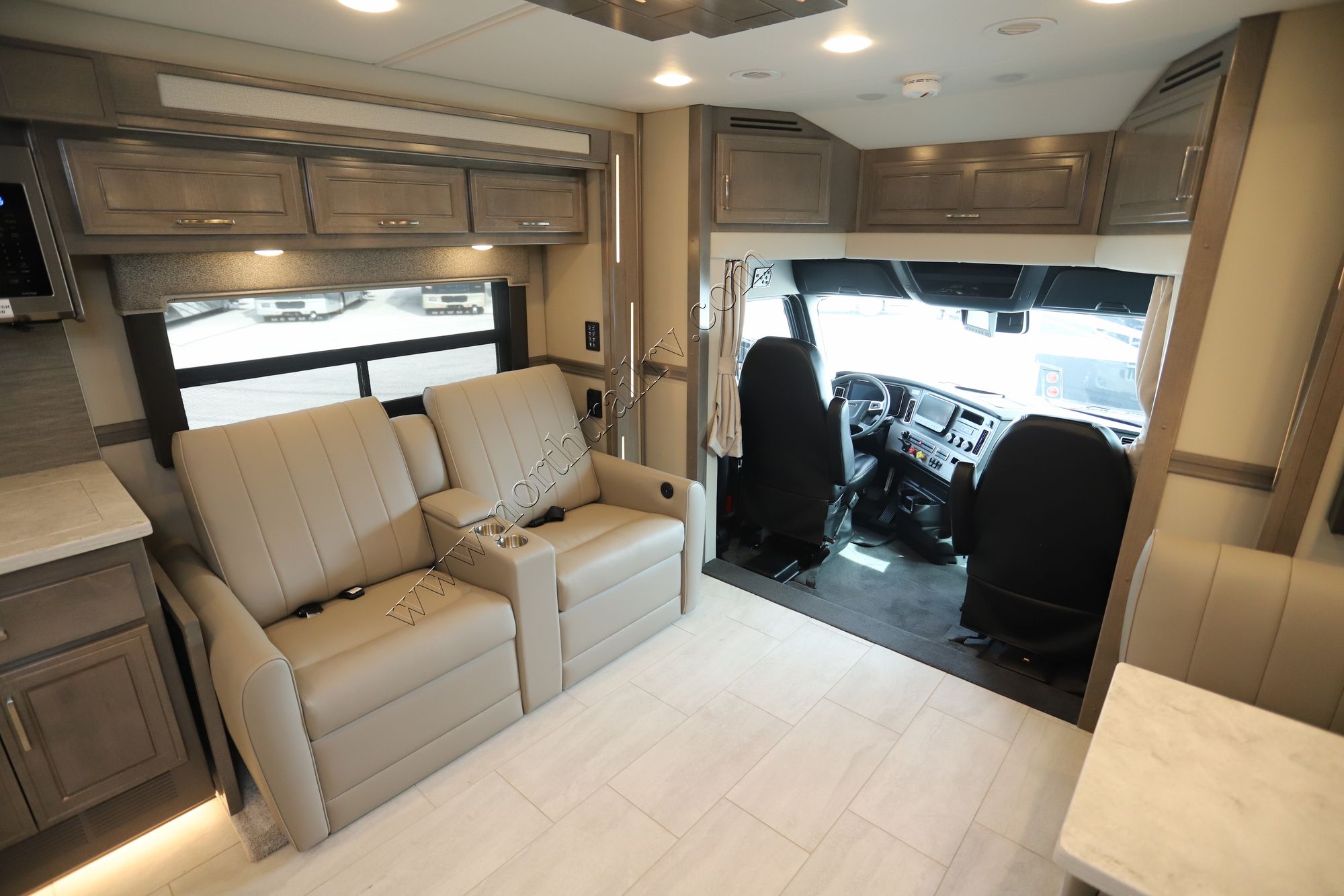 New 2025 Renegade Rv Explorer 38EMB Super C  For Sale