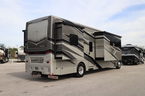 2025 Renegade Rv Explorer 38EMB