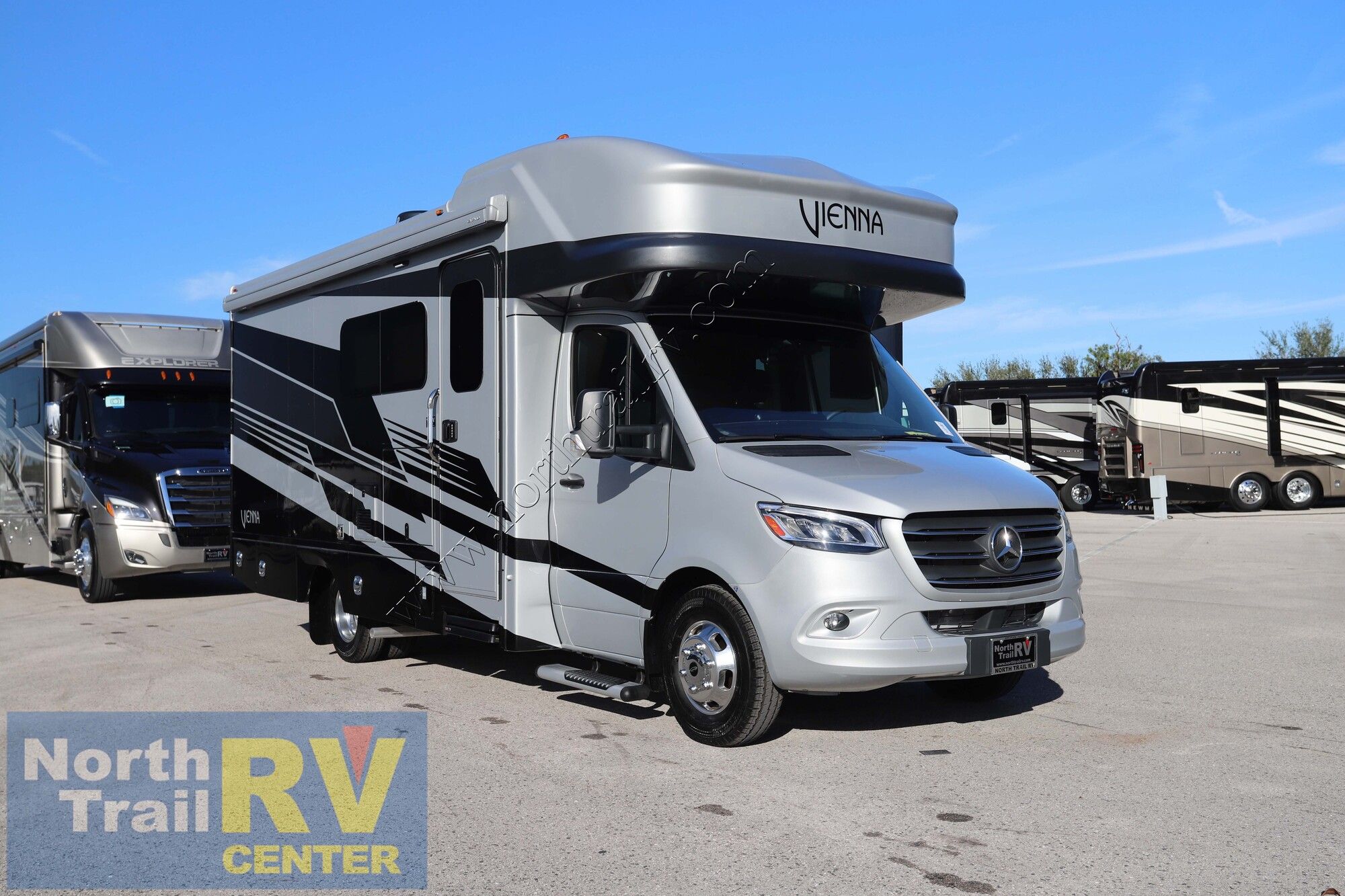 New 2025 Renegade Rv Vienna 25RMC Class C  For Sale