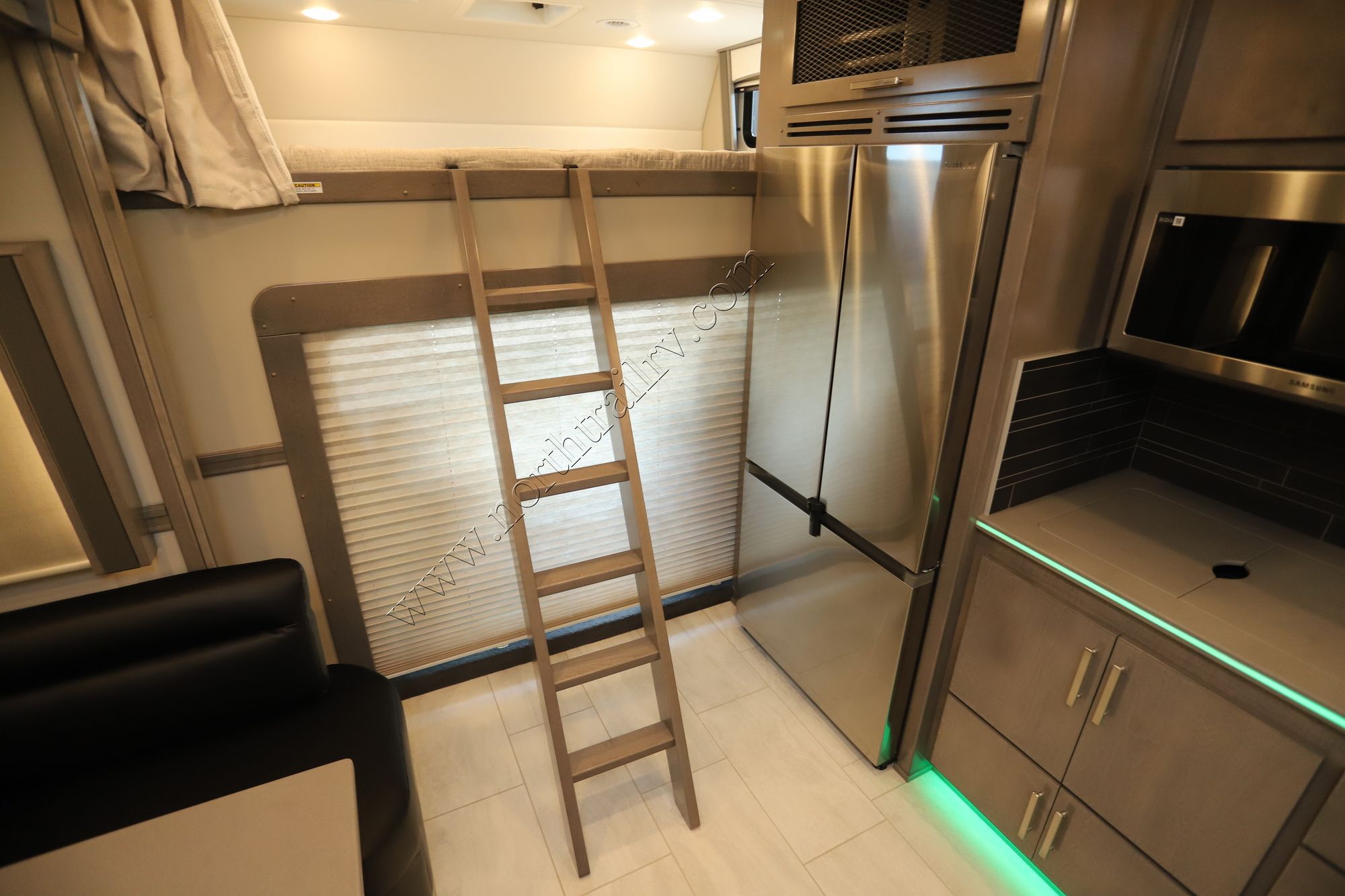 New 2025 Renegade Rv Classic 45CBF Super C  For Sale