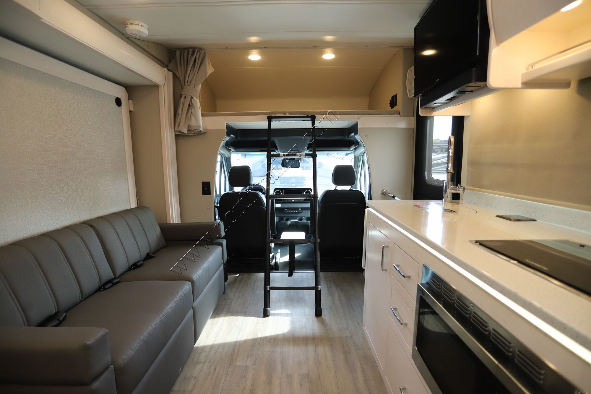 New 2025 Renegade Rv Vienna 25DLC Class C  For Sale