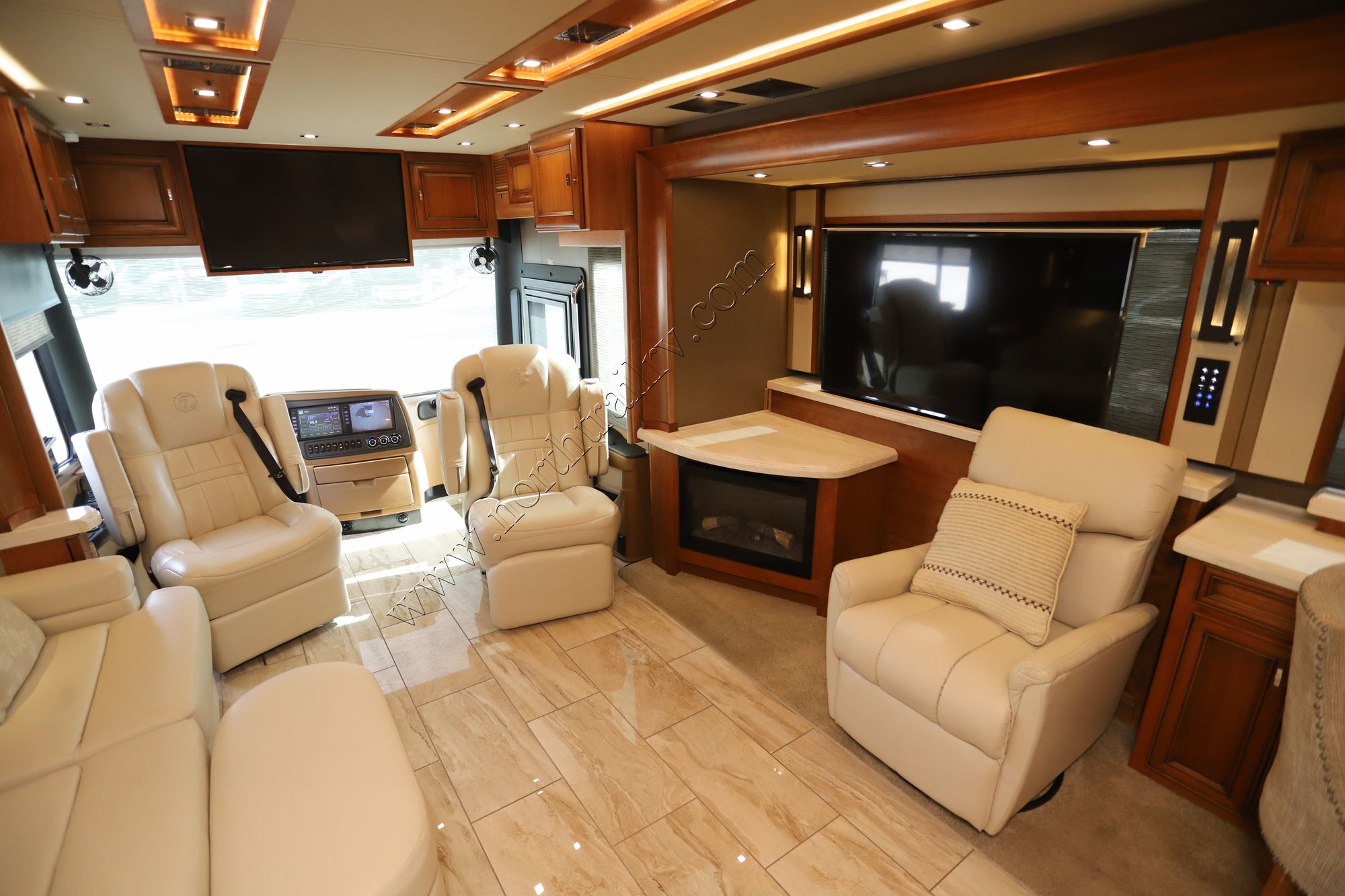 Used 2019 Tiffin Motor Homes Allegro Bus 45OPP Class A  For Sale