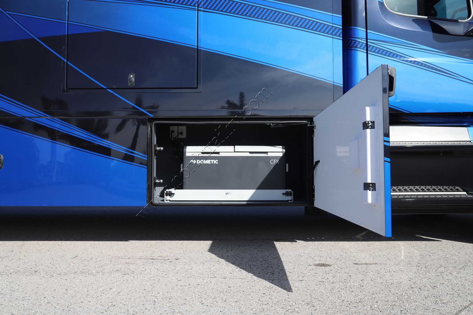 New 2025 Renegade Rv Classic 45CBF Super C  For Sale