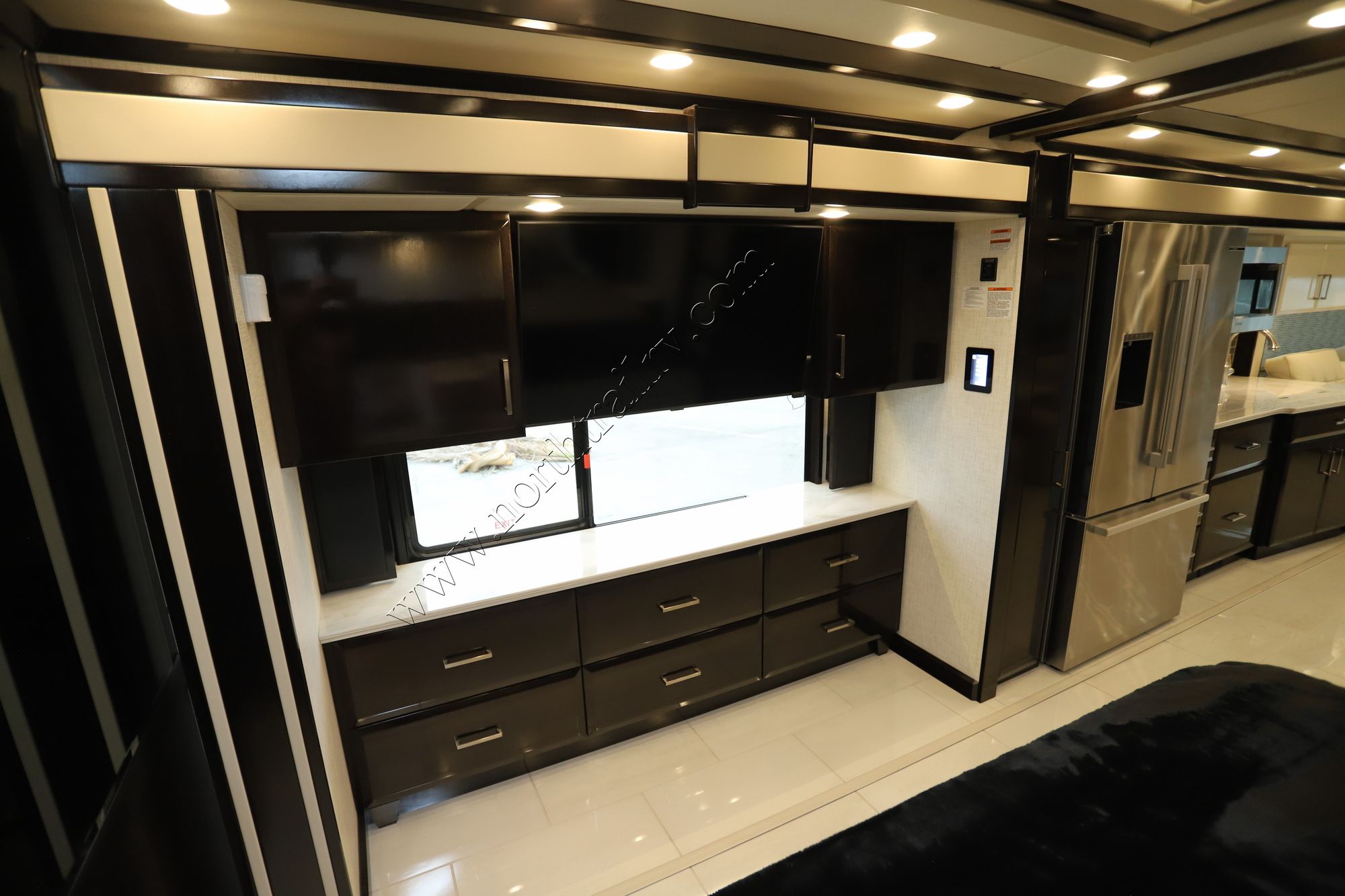 New 2025 Newmar Essex 4521 Class A  For Sale