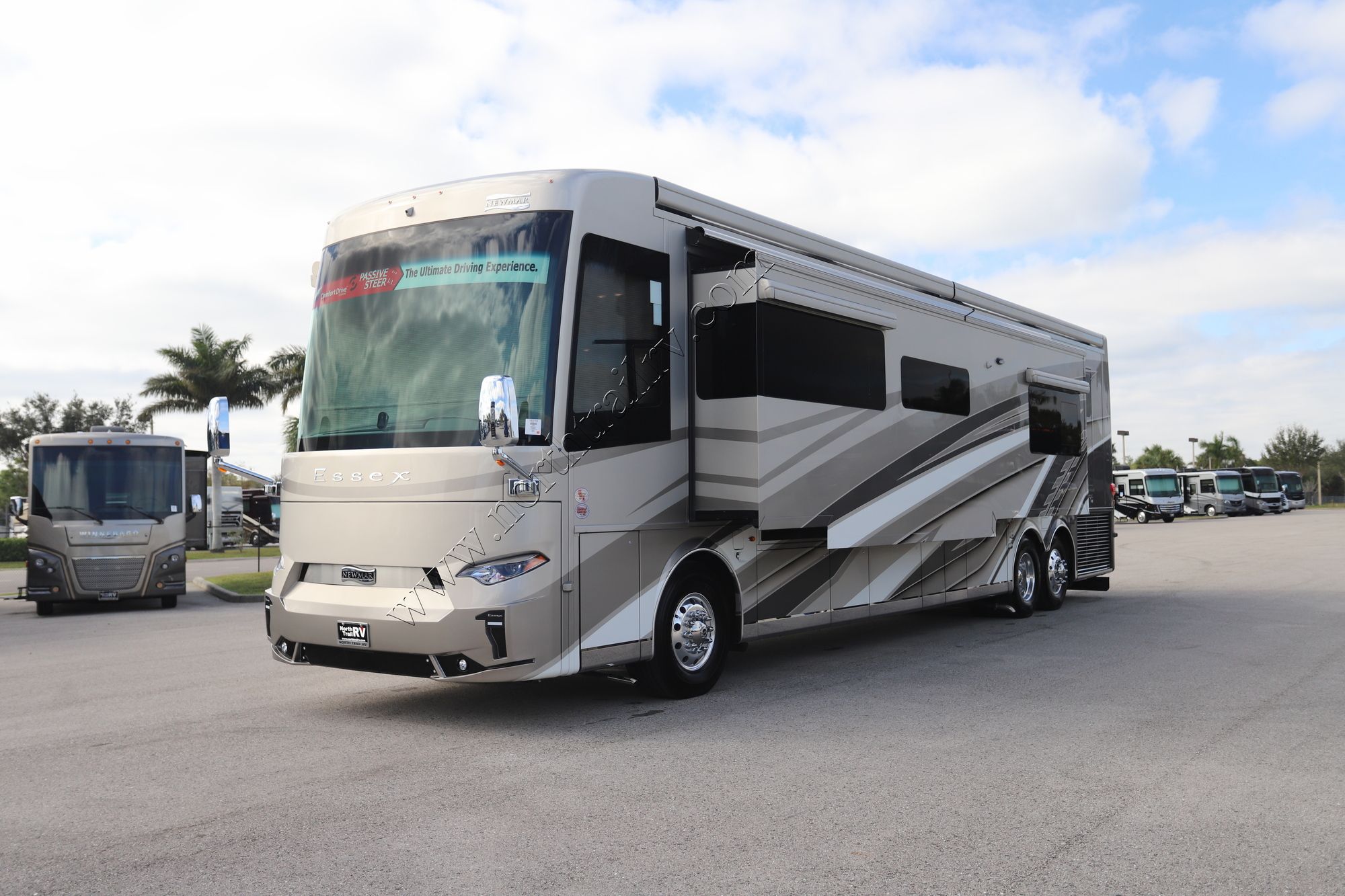 New 2025 Newmar Essex 4521 Class A  For Sale