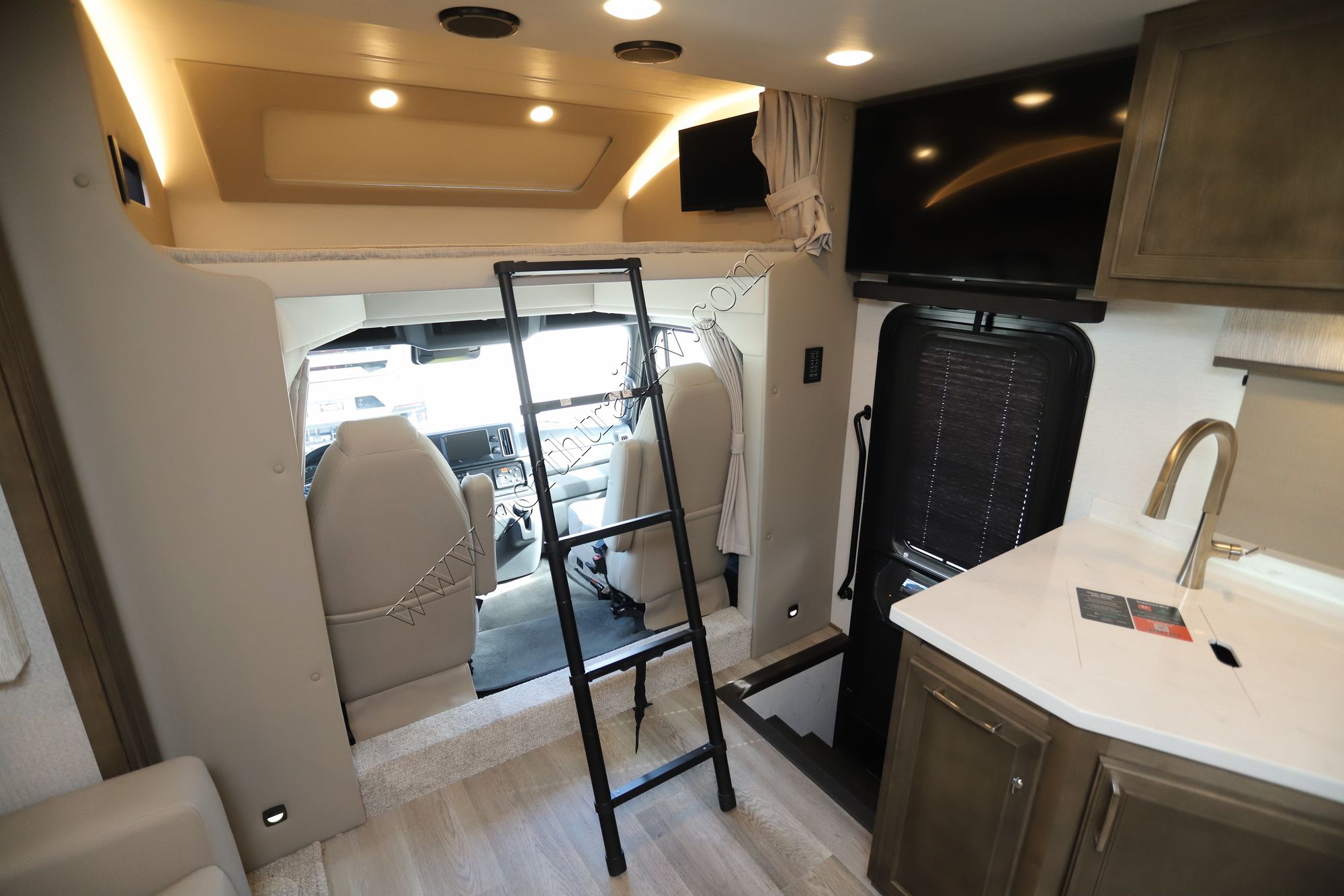 New 2025 Renegade Rv Verona 36VSB Super C  For Sale