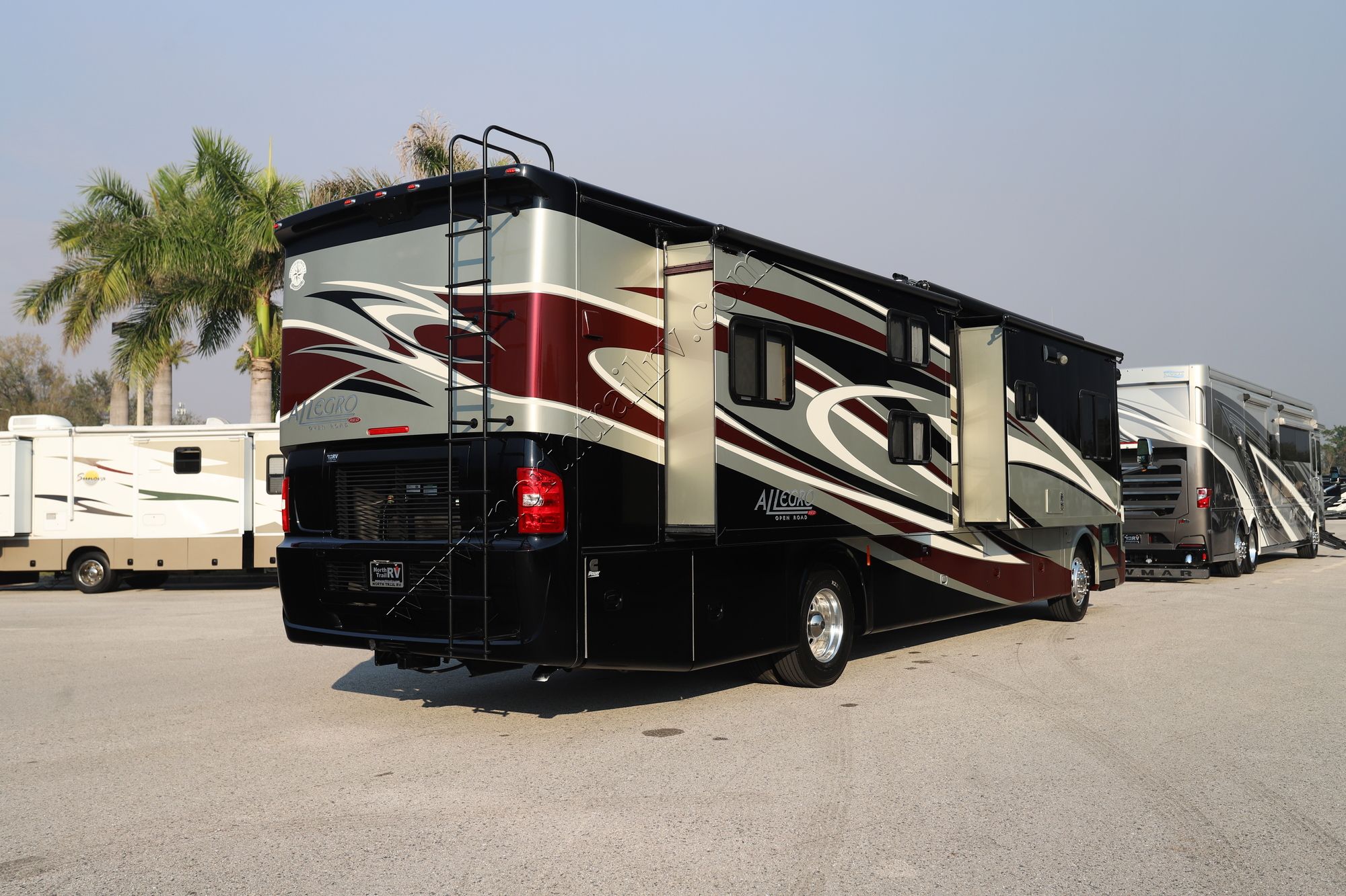 Used 2014 Tiffin Motor Homes Allegro Red 38QBA Class A  For Sale