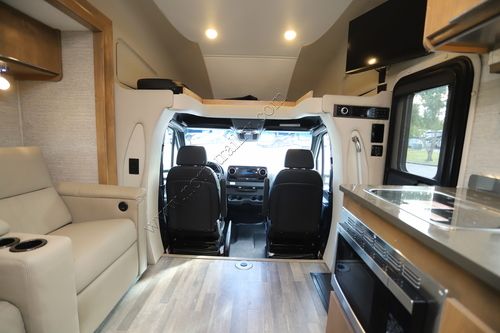 2020 Tiffin Motor Homes Wayfarer 24QW Class C