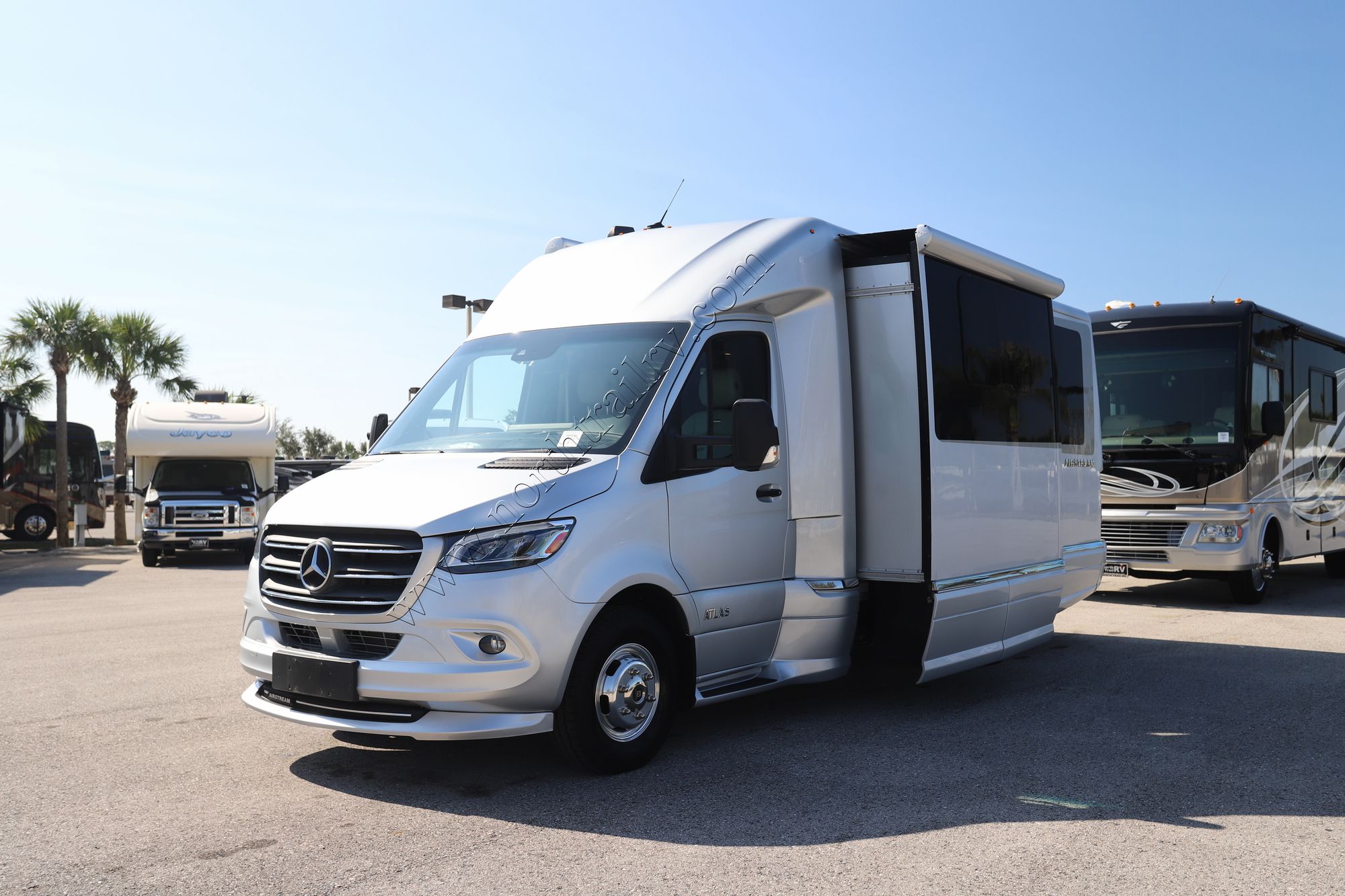 2022 Airstream Atlas MB Class C Used  For Sale